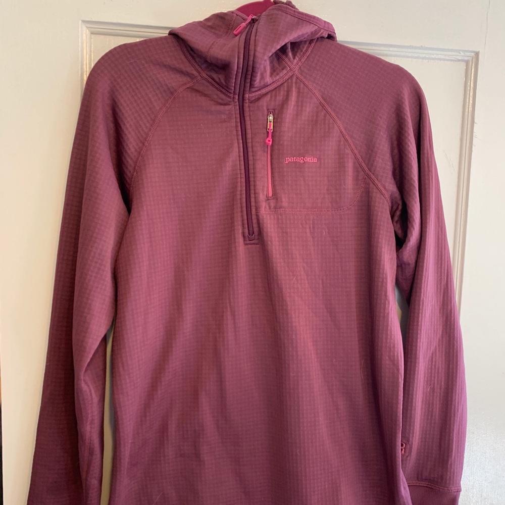 R1 tech fleece pullover